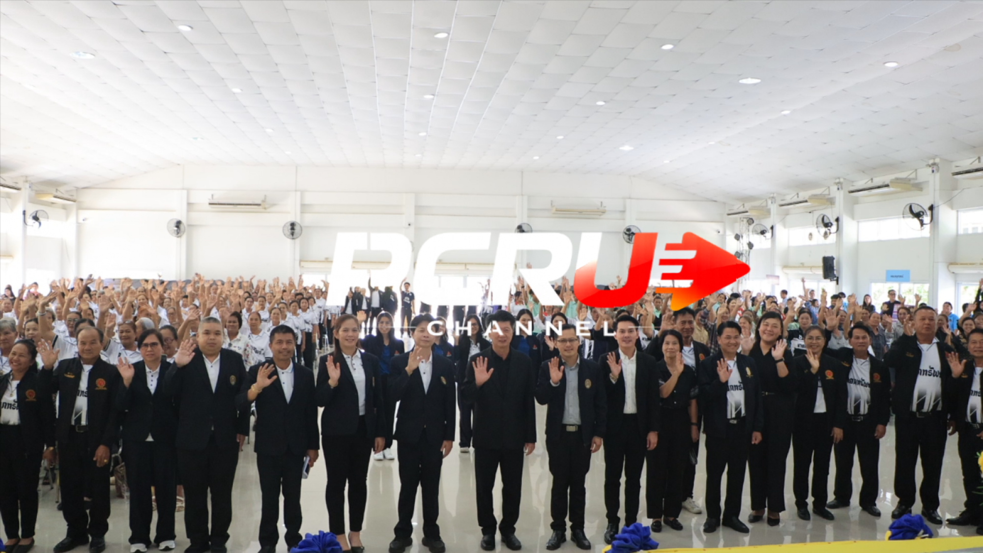 PCRU CHANNEL 📰✨ : มรภ.เพชรบูรณ์ 🎓💙 บูรณาการ 6 คณะ 🤝🏫 ขับเคลื่อนเศรษฐกิจฐานราก 💼🌱 และการท่องเที่ยวชุมชนวิเชียรบุรี 🏡✈️ ด้วยโมเดลเศรษฐกิจ BCG ♻️🌿 สู่การพัฒนาที่ยั่งยืน 🌍✨